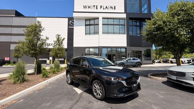 2024 Mazda CX-5 S Premium package Auto AWD's photo