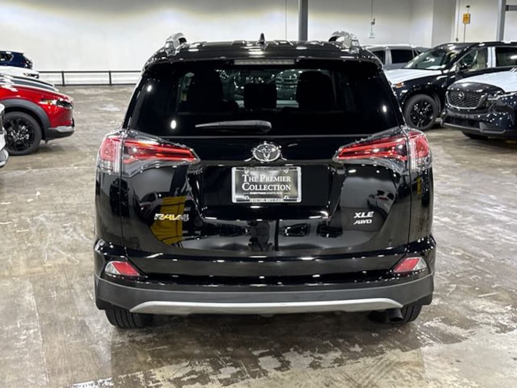 Used 2018 Toyota RAV4 XLE SUV