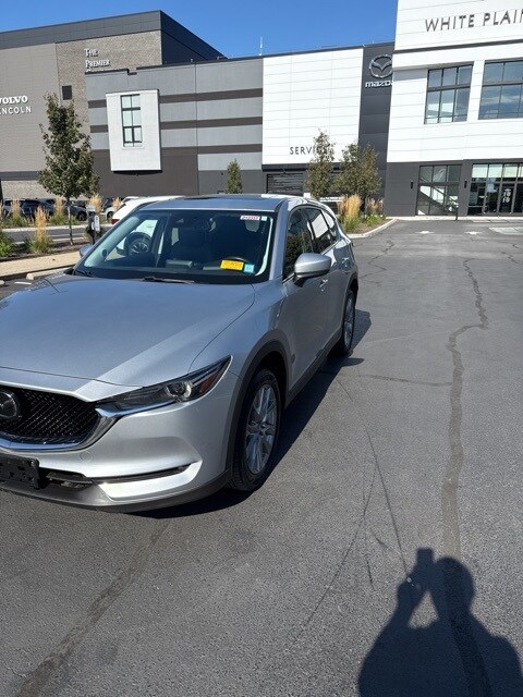 2020 Mazda CX-5 Grand Touring photo 2