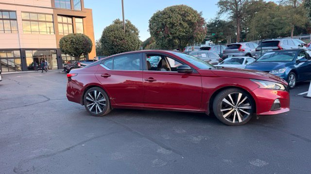 Used 2021 Nissan Altima 2.5 SR Sedan