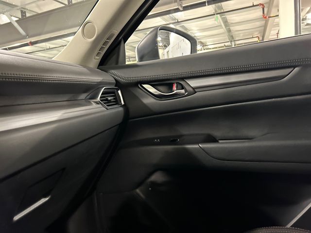 2023 Mazda CX-5 S Preferred package - Photo 20