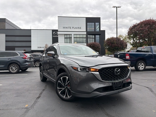 2023 Mazda CX-5 S Premium package
