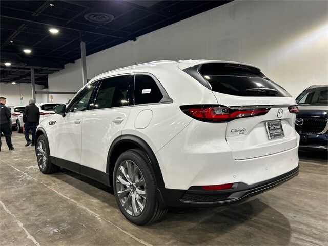 2026 Mazda CX-90 3.3 Turbo Preferred photo 4