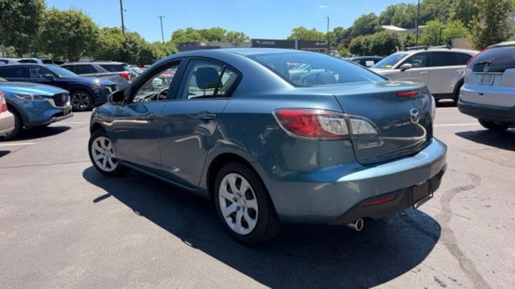 Used 2010 Mazda Mazda3 i Sport Sedan