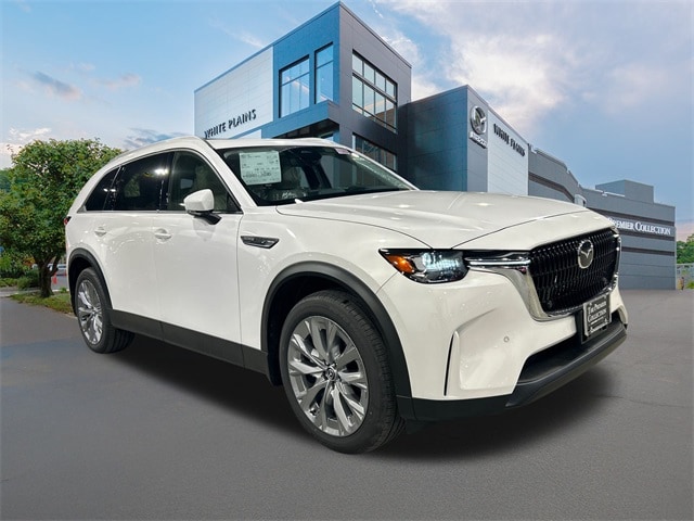 2026 Mazda CX-90 Preferred Package's photo