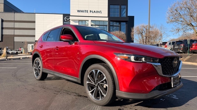 2022 Mazda CX-5 S Premium package's photo