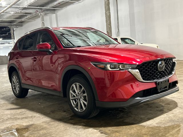 2022 Mazda CX-5 S Preferred package