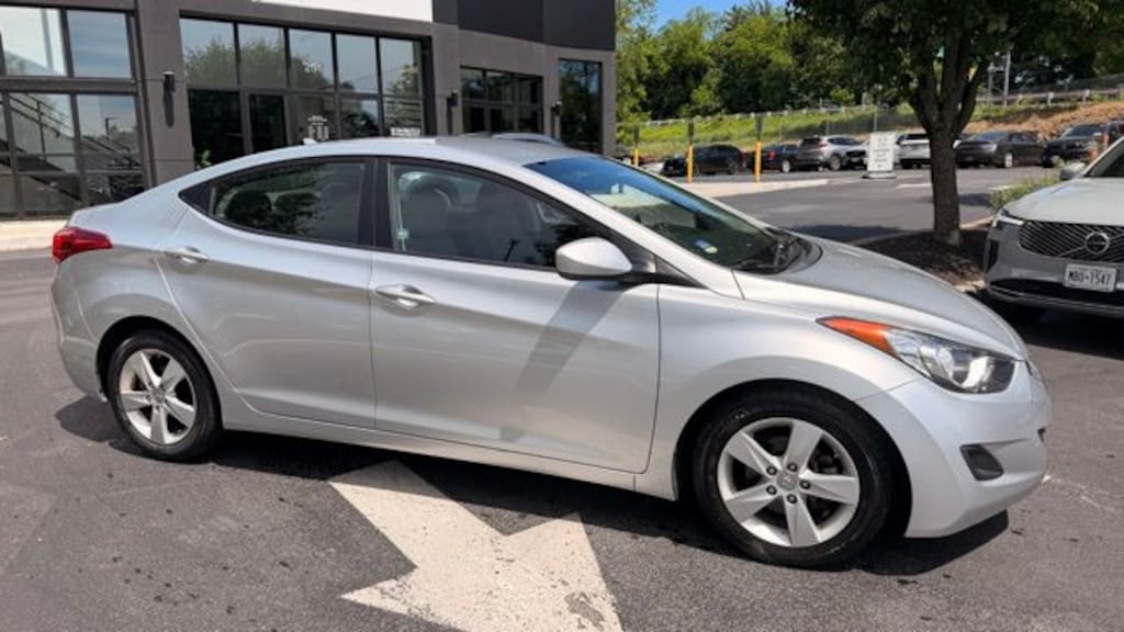 Used 2013 Hyundai Elantra GLS Sedan