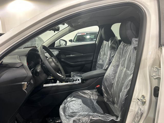 2025 Mazda CX-30 Preferred - Photo 10