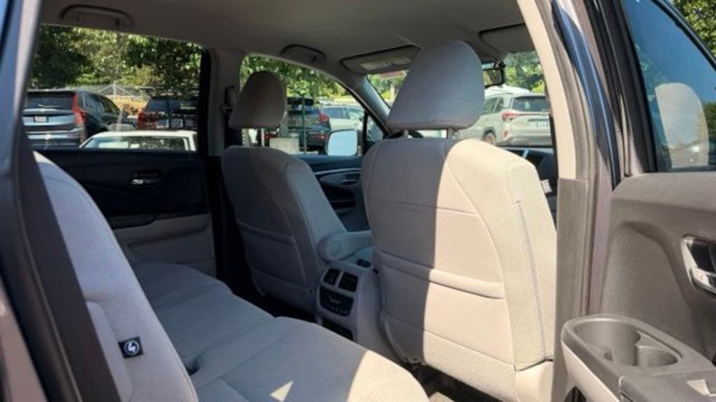 Used 2018 Honda Pilot EX SUV