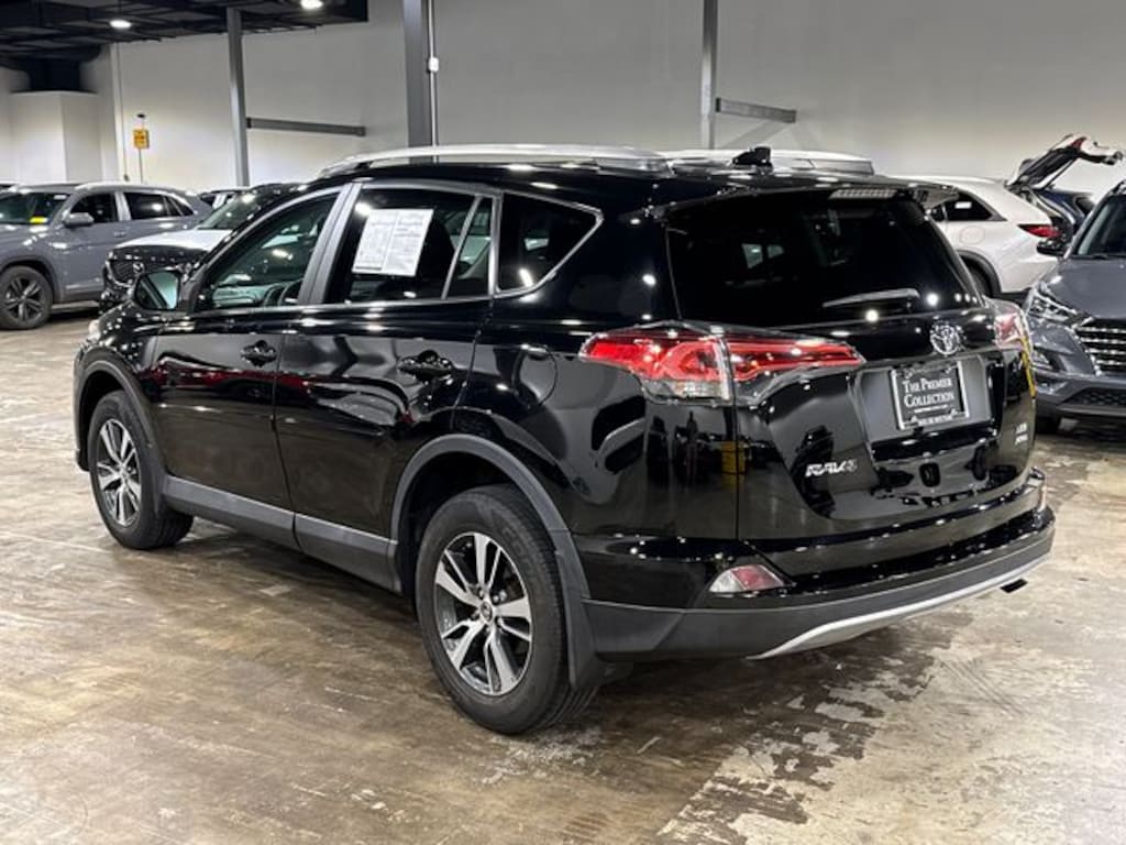 Used 2018 Toyota RAV4 XLE SUV