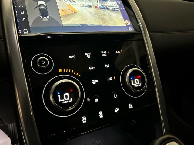 2023 Land Rover Discovery Sport SE - Photo 18