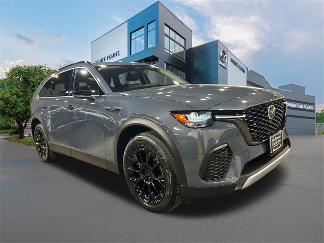 2026 Mazda CX-70 Premium Package's photo