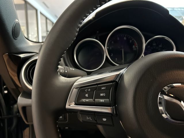 2026 Mazda MX-5 Miata Grand Touring - Photo 12