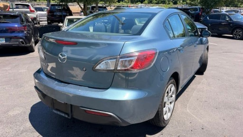 Used 2010 Mazda Mazda3 i Sport Sedan