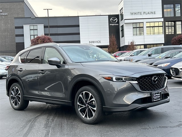 2023 Mazda CX-5 S Premium package
