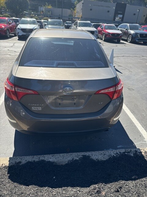 2017 Toyota Corolla L photo 3