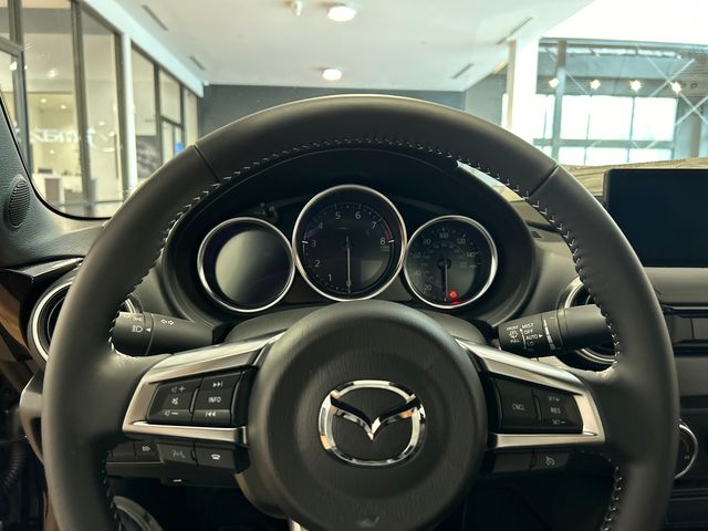 2026 Mazda MX-5 Miata Grand Touring - Photo 10