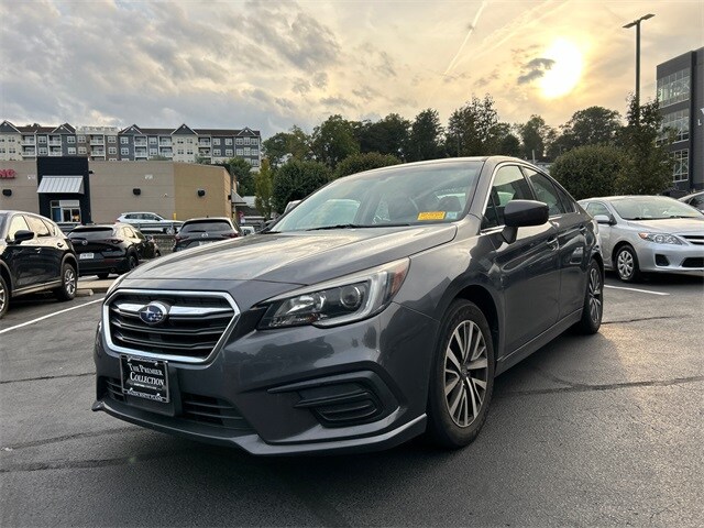 2018 Subaru Legacy 2.5i photo 2