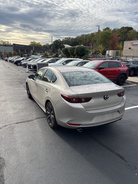 2025 Mazda Mazda3 2.5 Select Sport Sedan photo 4