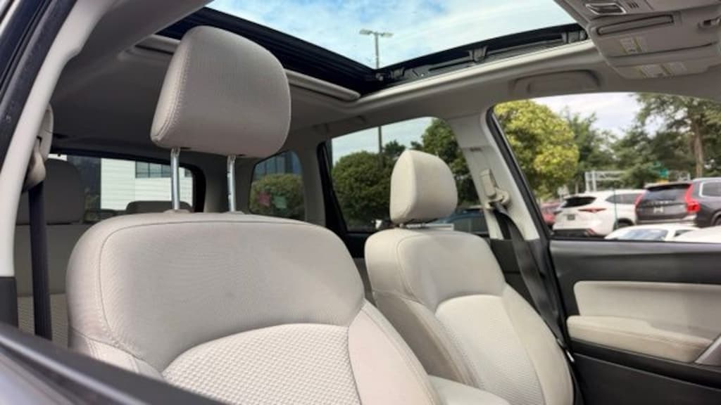 Used 2015 Subaru Forester 2.5i Premium SUV