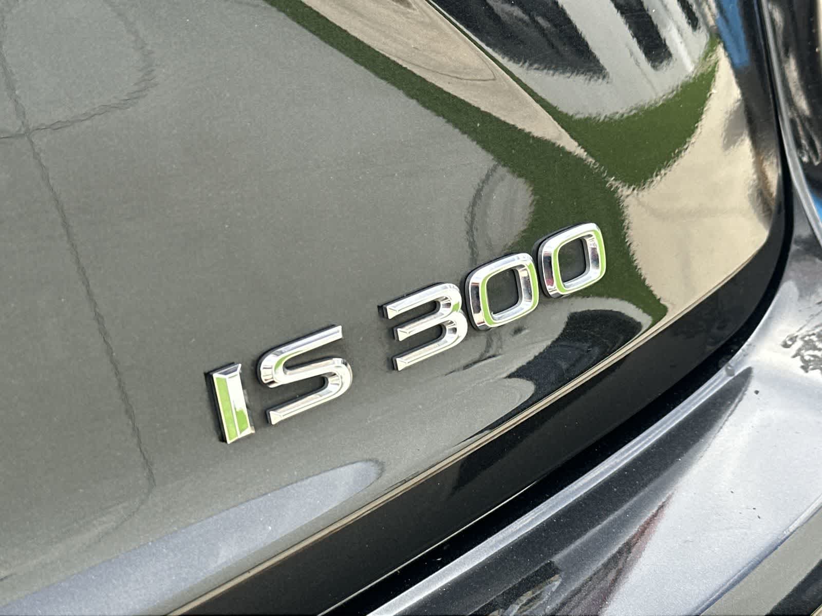 Thumbnail: 2019 Lexus IS - 7
