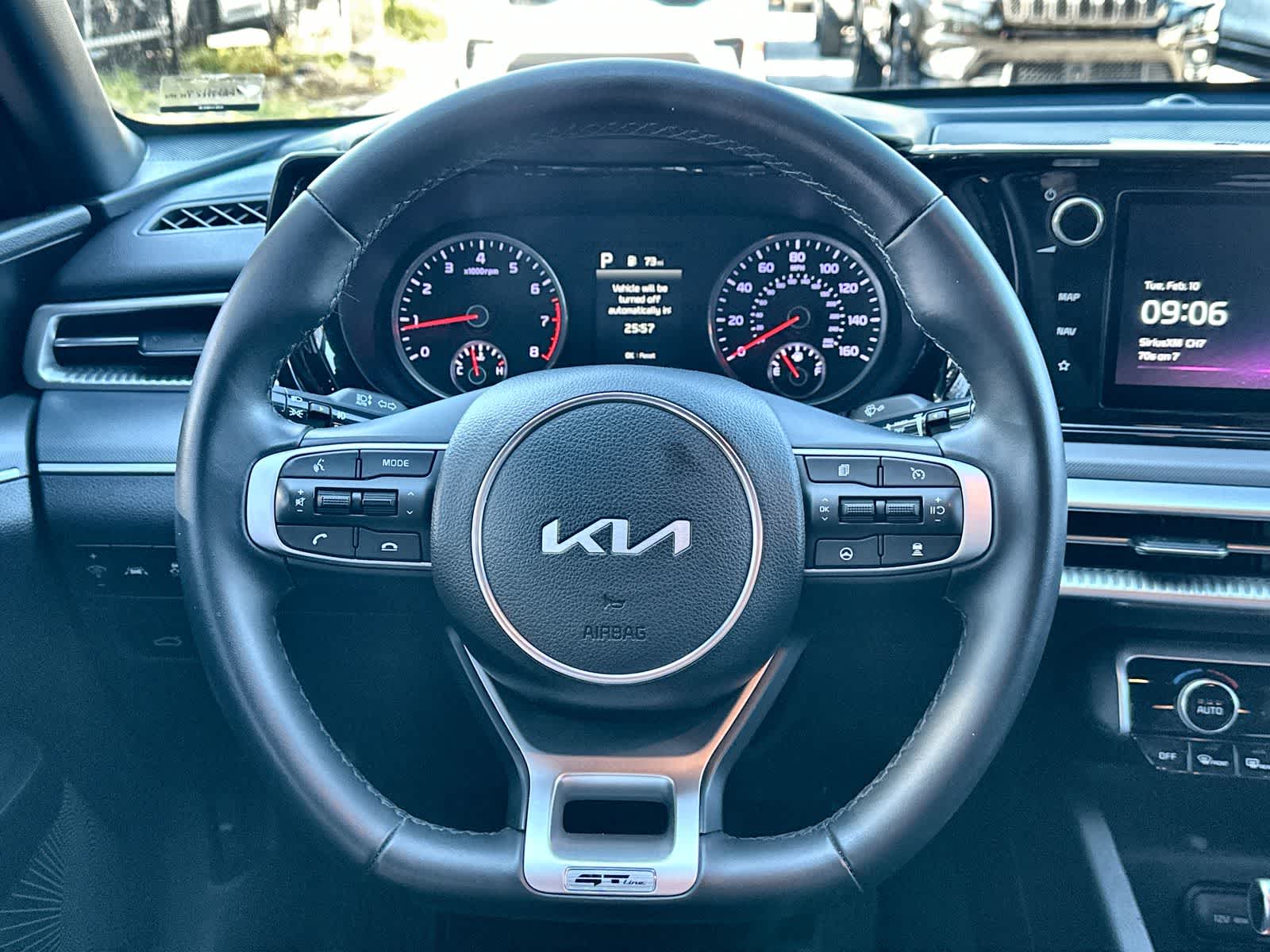 Thumbnail: 2023 Kia K5 - 21