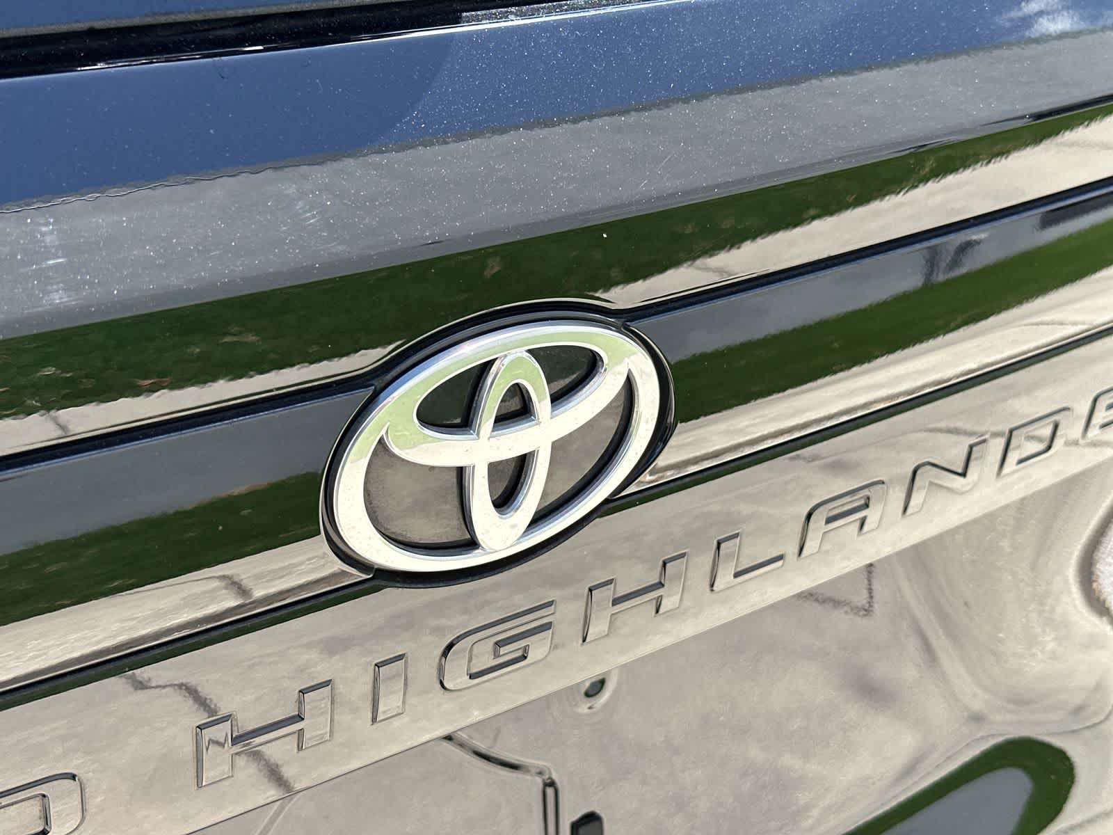 Thumbnail: 2024 Toyota Grand Highlander - 16