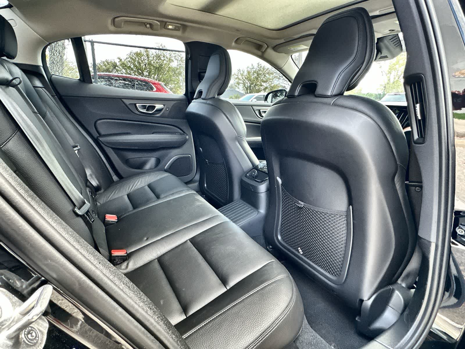 Thumbnail: 2023 Volvo S60 - 18