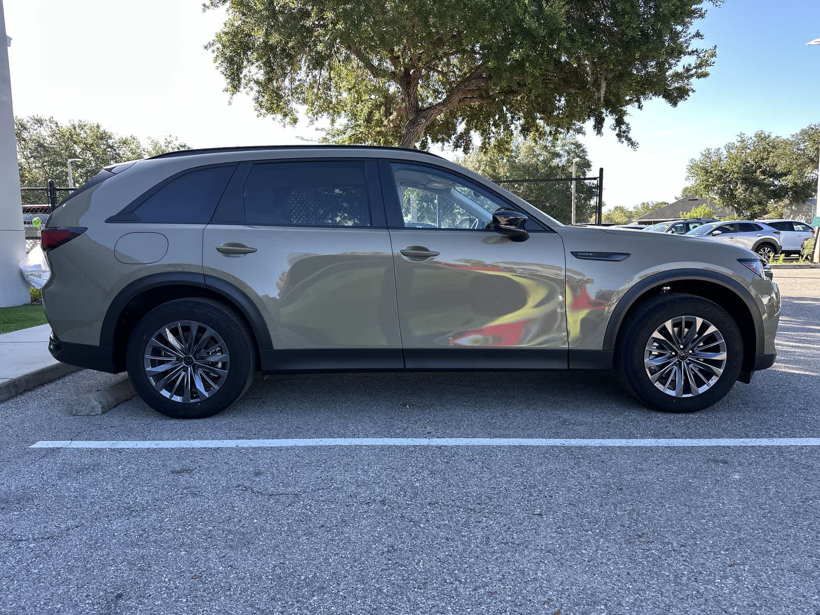 Thumbnail: 2026 Mazda CX-70 - 10