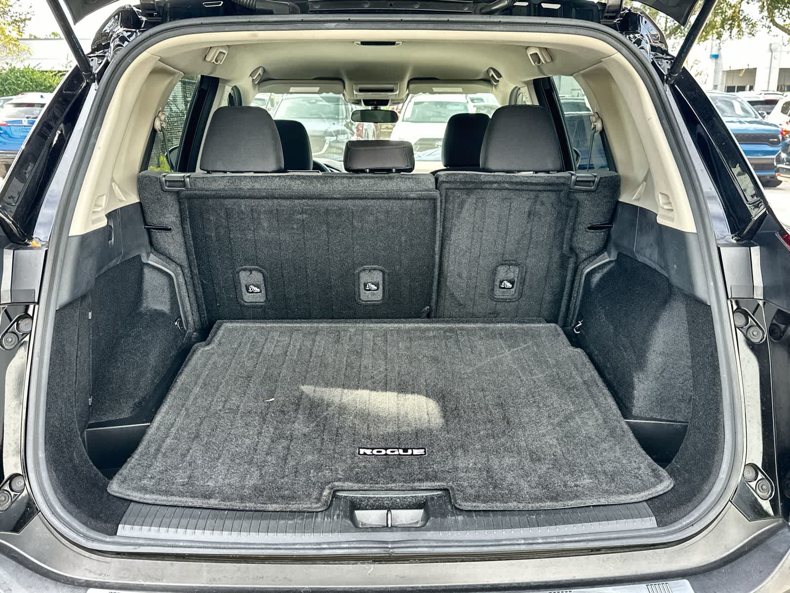 Thumbnail: 2021 Nissan Rogue - 19