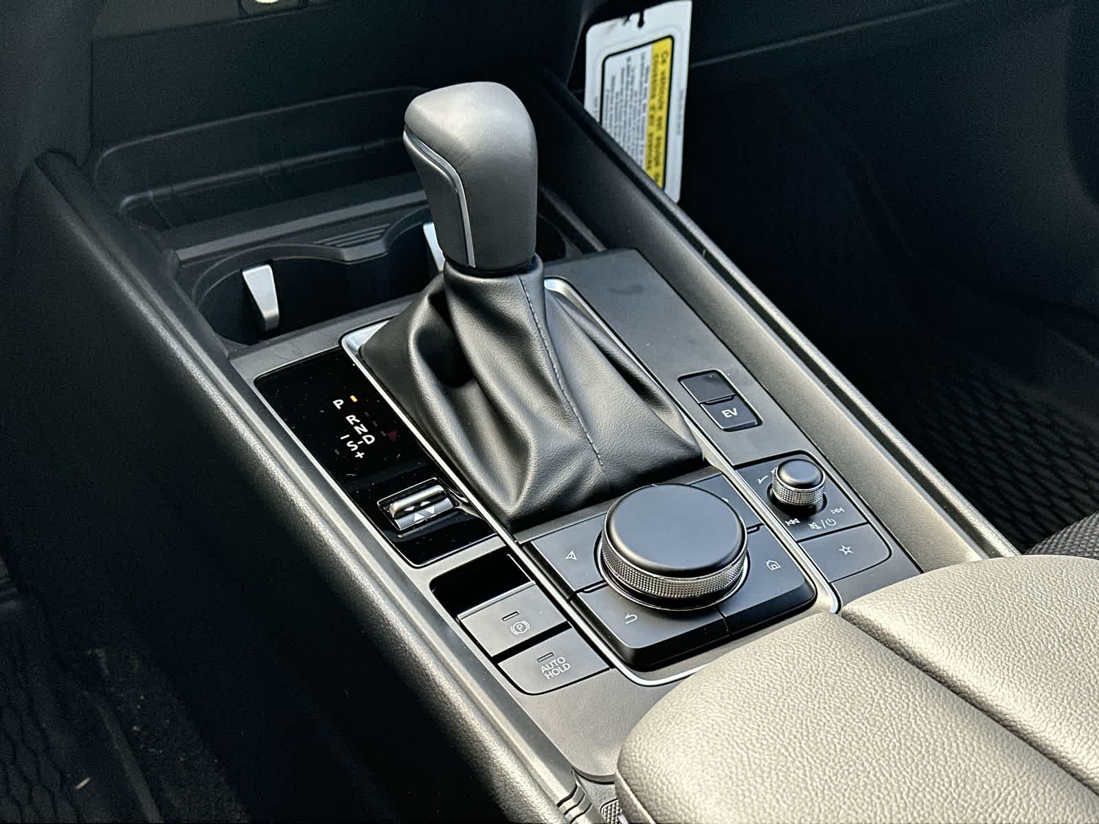 Thumbnail: 2026 Mazda CX-50 - 17