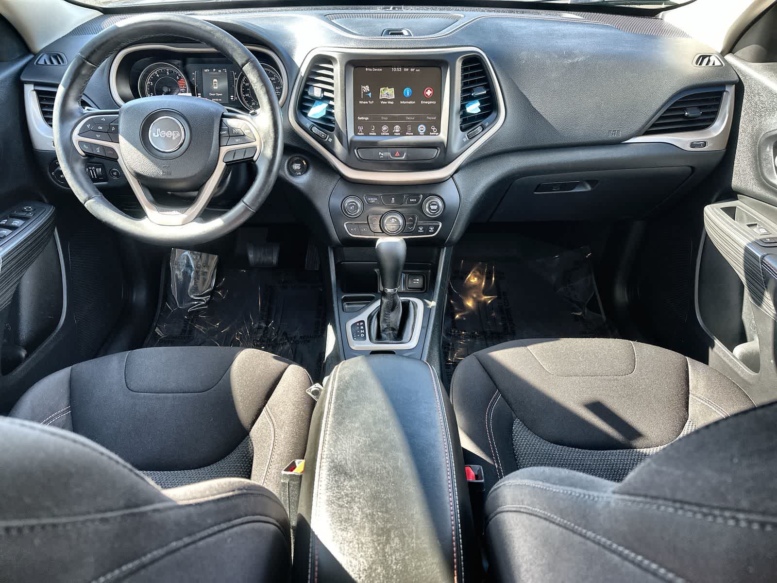 Thumbnail: 2016 Jeep Cherokee - 14