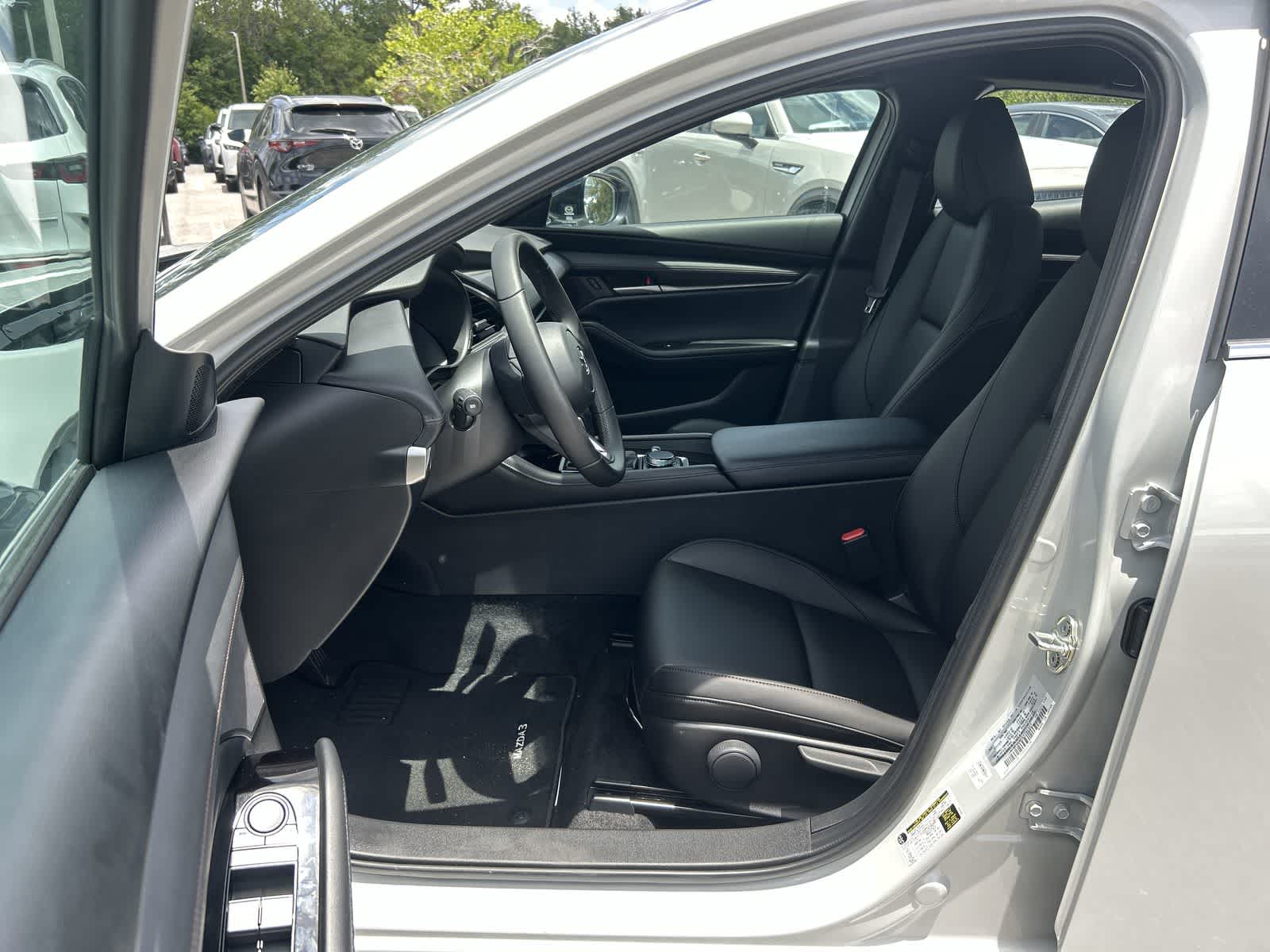 2025 Mazda Mazda3 Select Sport 2