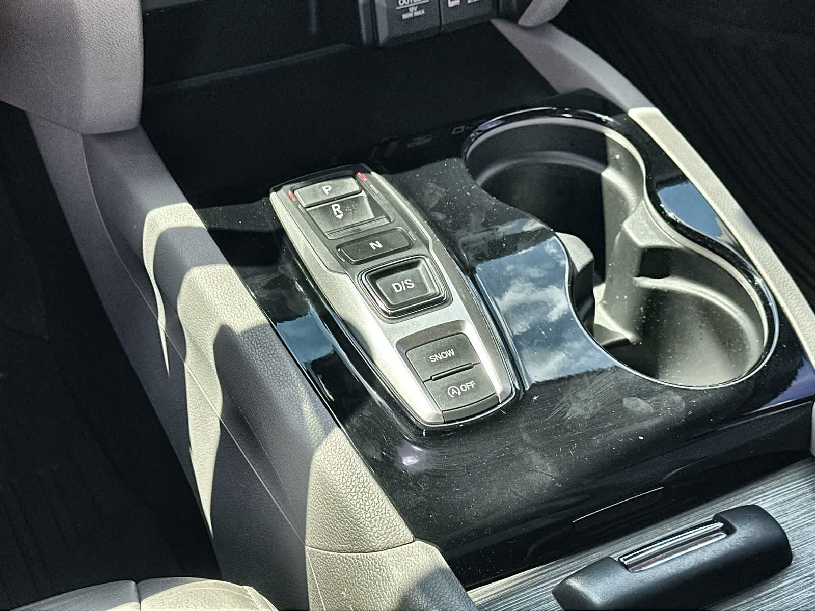 Thumbnail: 2020 Honda Pilot - 23