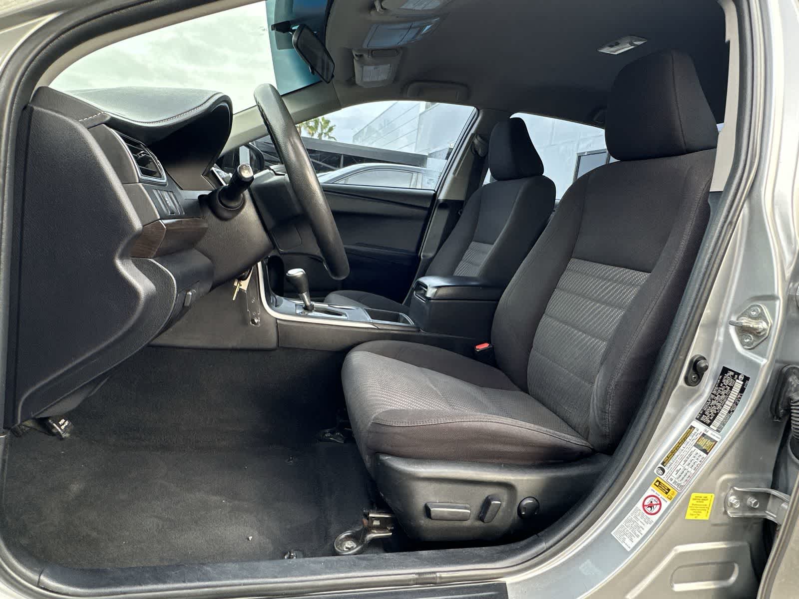 Thumbnail: 2016 Toyota Camry - 11