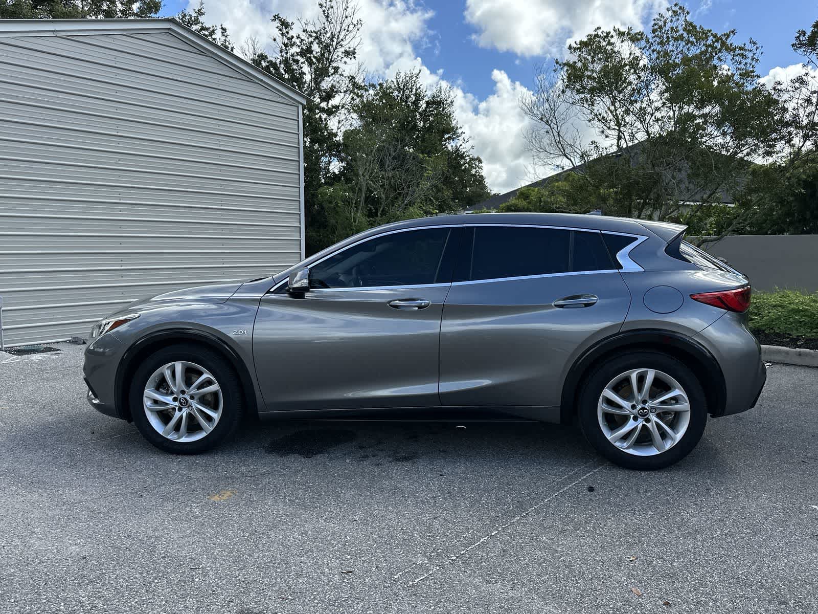 Thumbnail: 2018 INFINITI QX30 - 2