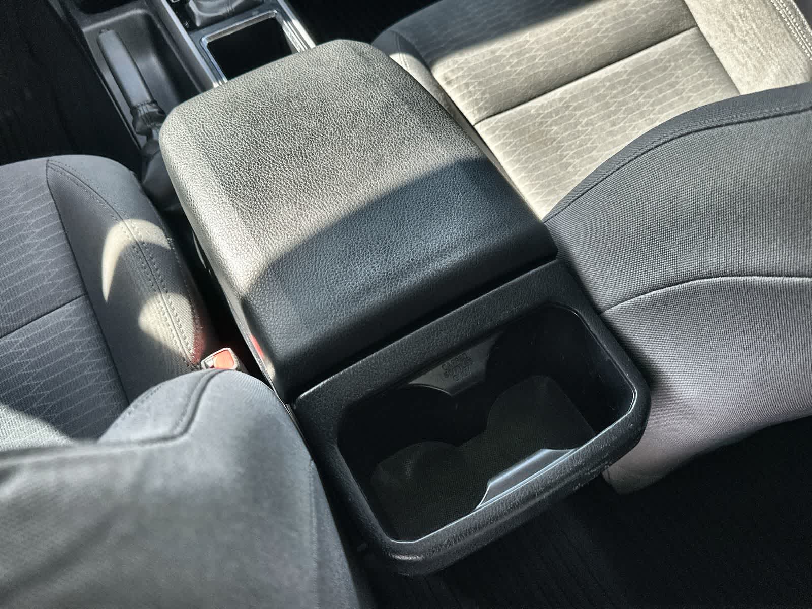 Thumbnail: 2018 Toyota Tacoma - 16