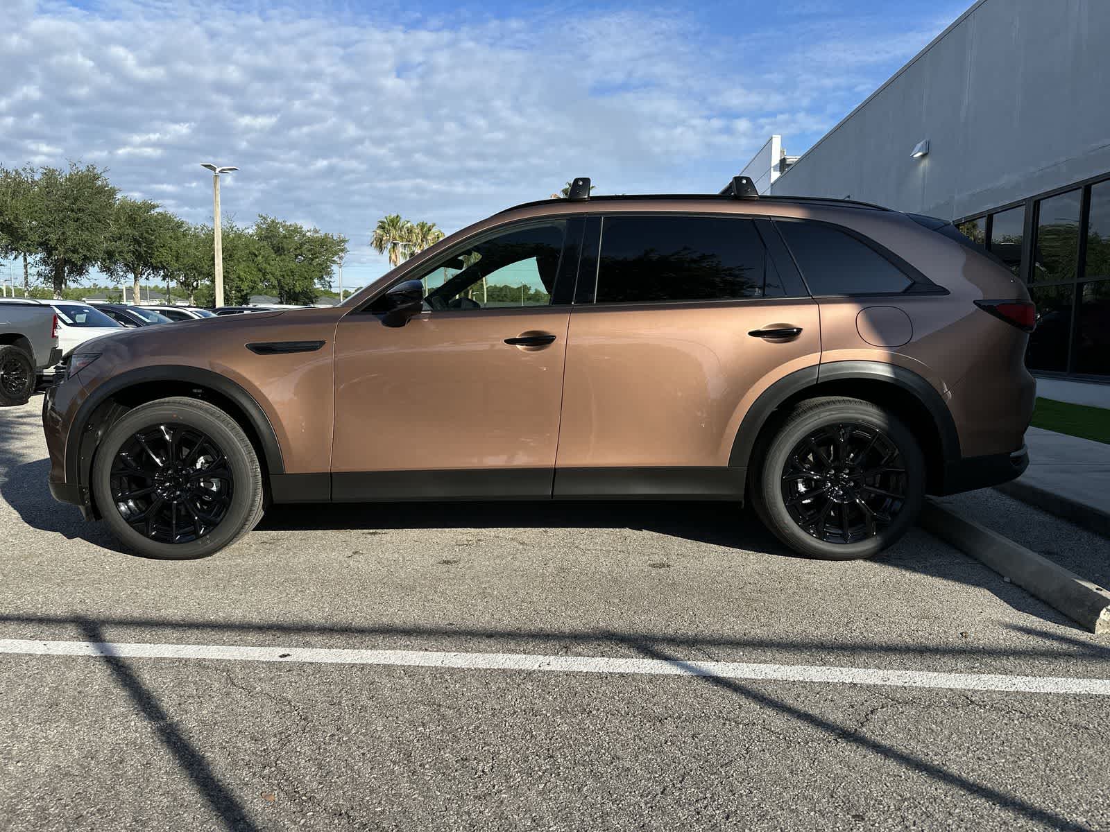 Thumbnail: 2026 Mazda CX-70 - 5