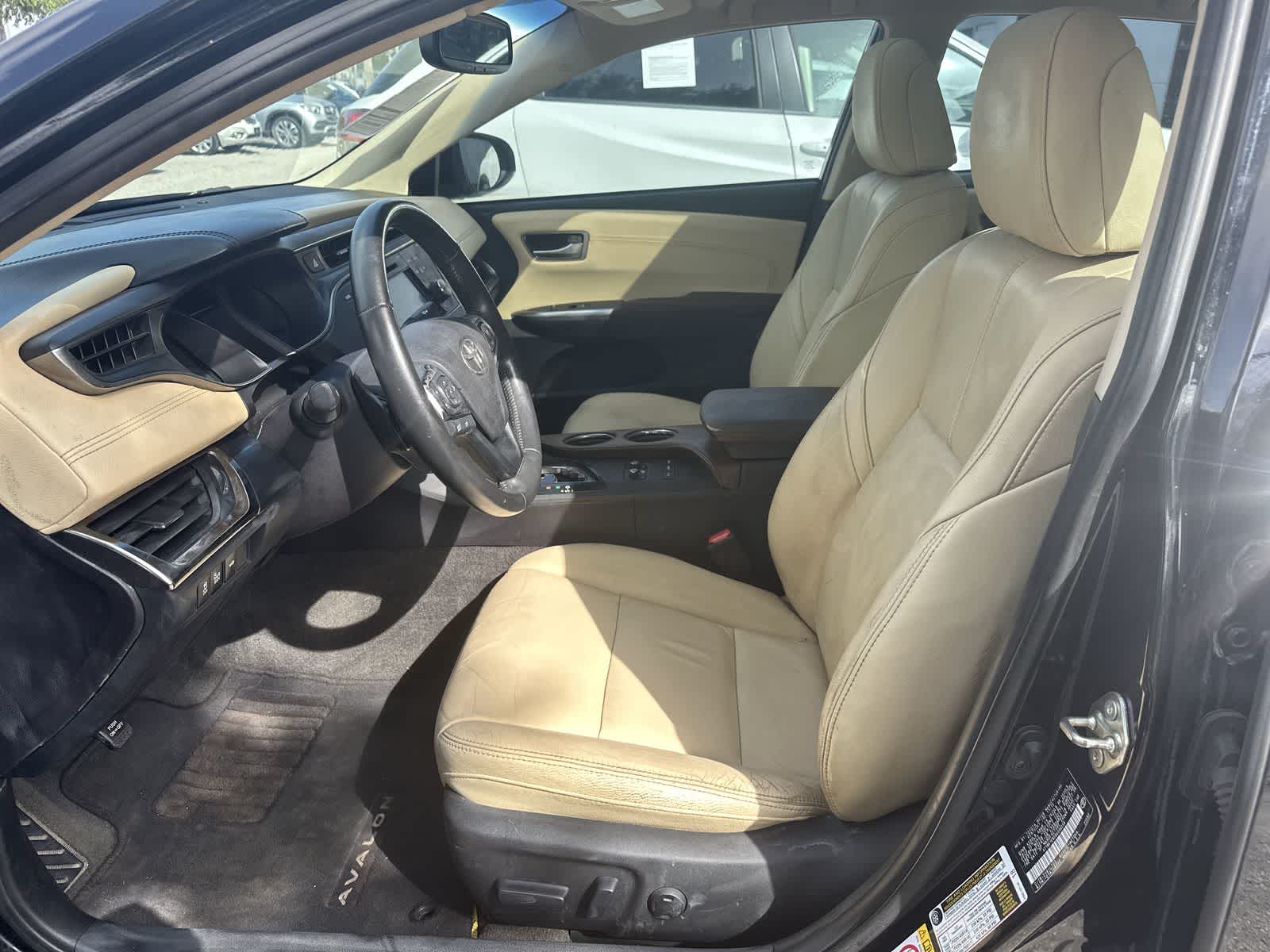 2016 Toyota Avalon Touring 11