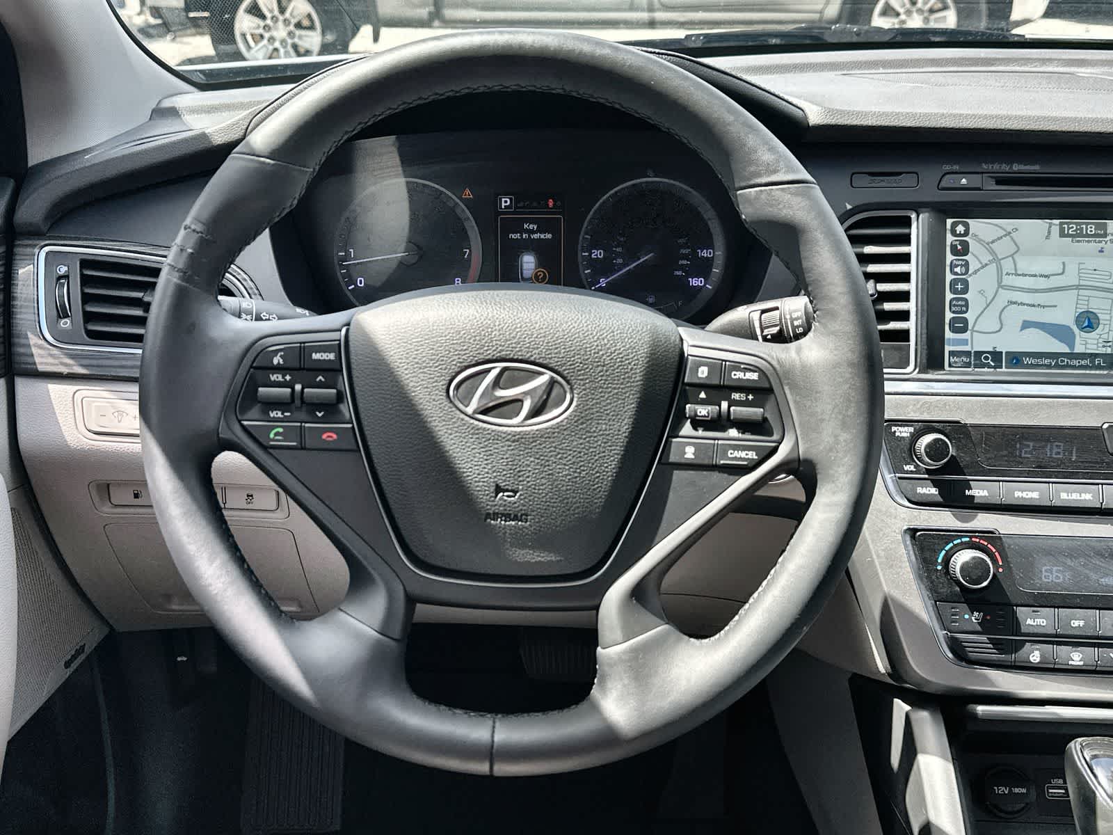 Thumbnail: 2015 Hyundai Sonata - 21