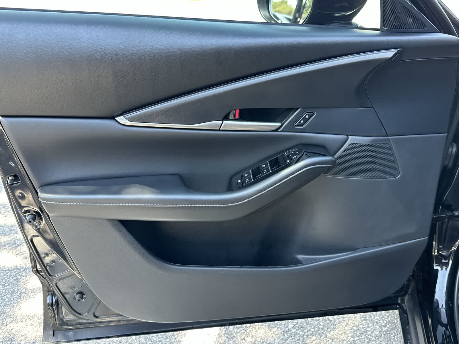 Thumbnail: 2025 Mazda CX-30 - 26