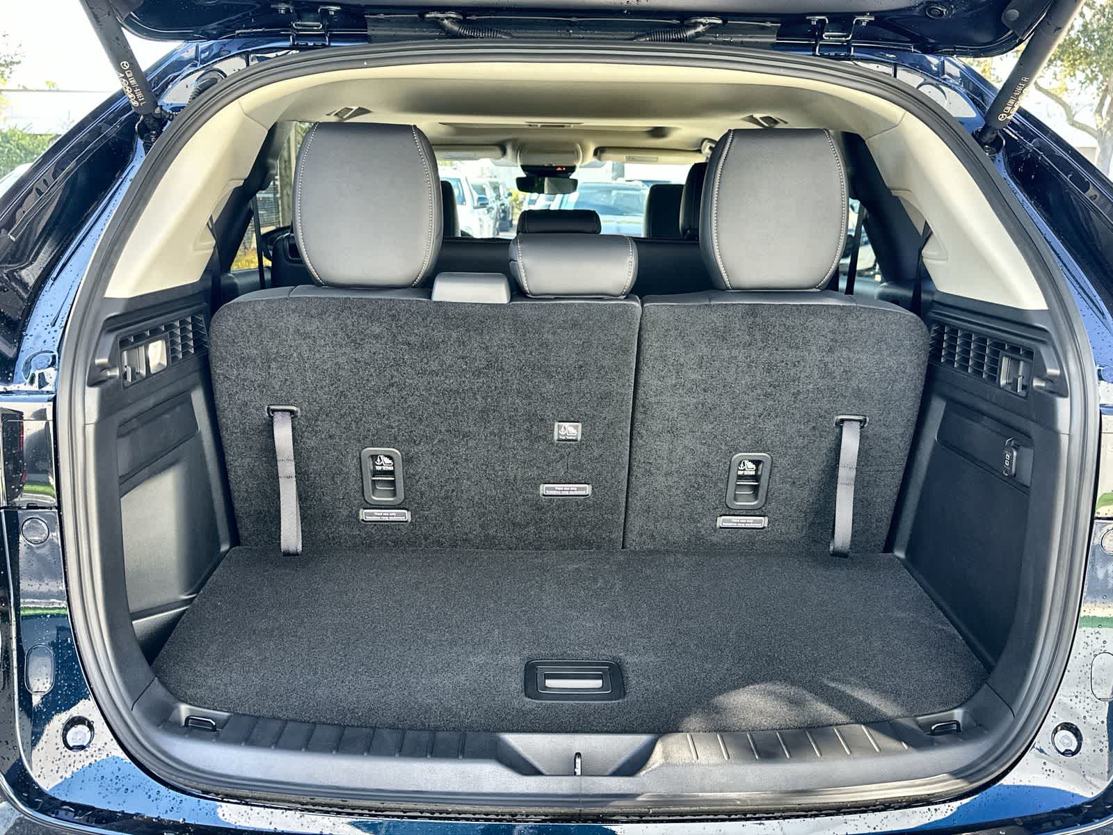 Thumbnail: 2026 Mazda CX-90 - 17