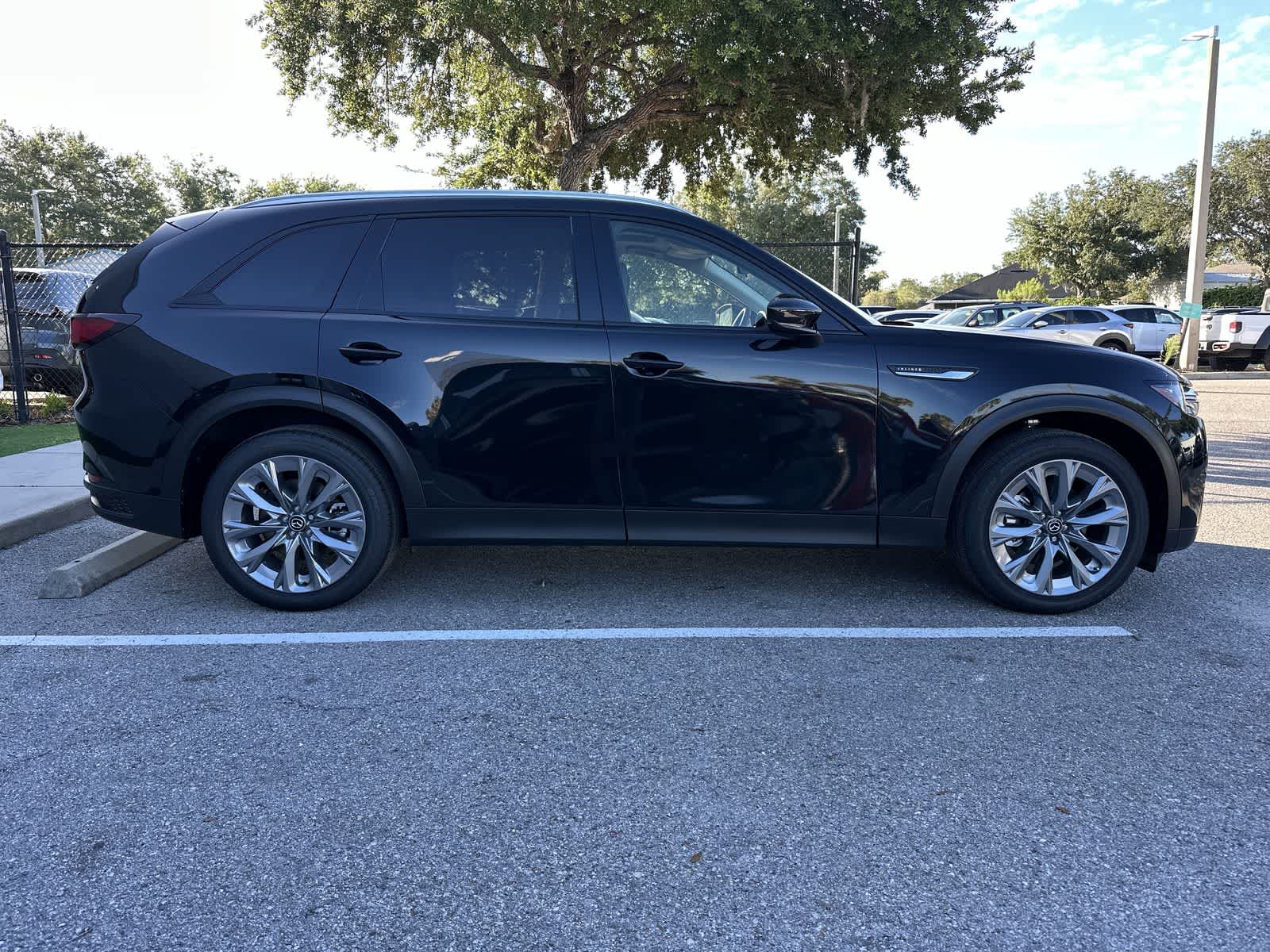 Thumbnail: 2026 Mazda CX-90 - 10
