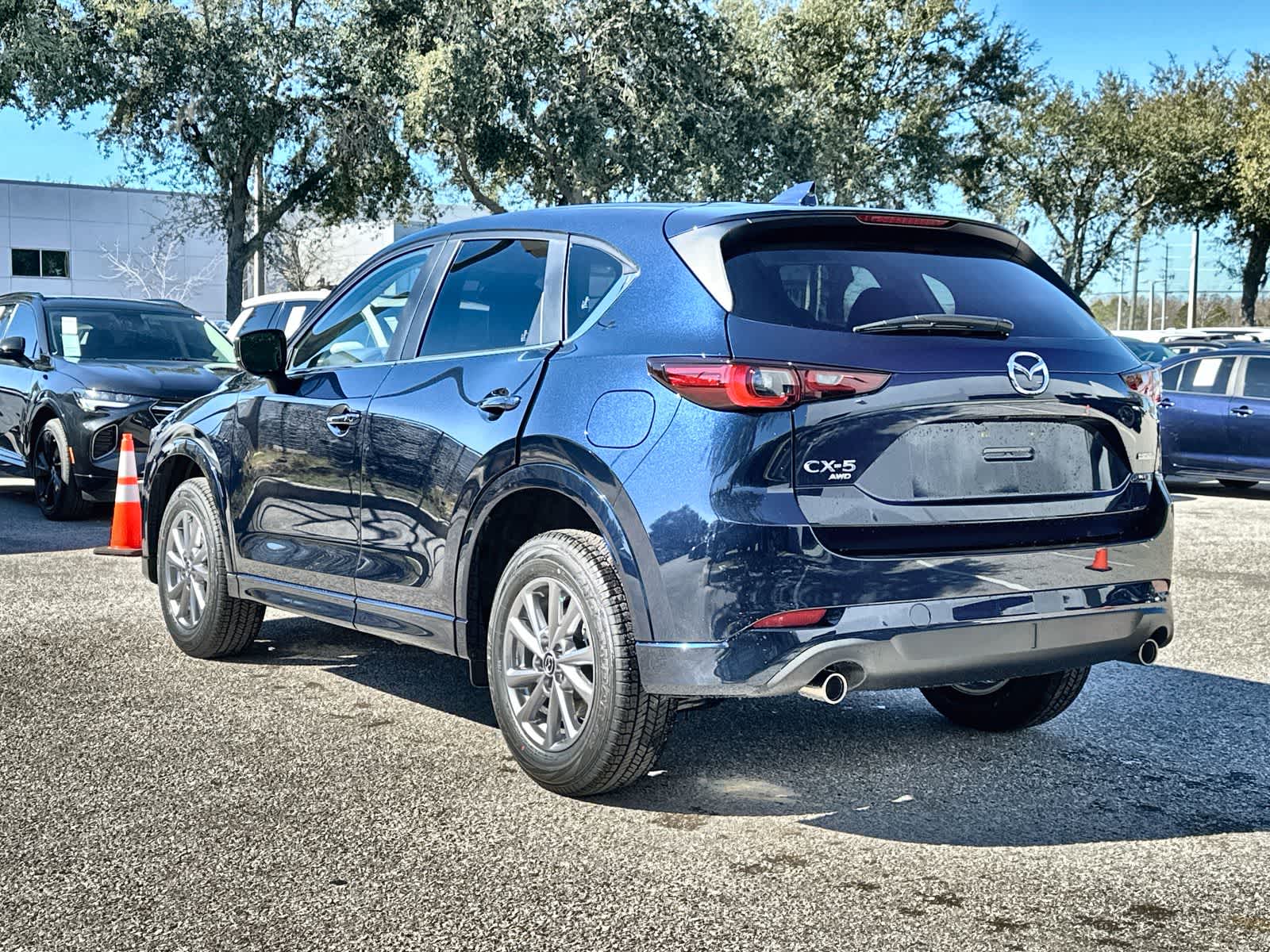 Thumbnail: 2025 Mazda CX-5 - 6