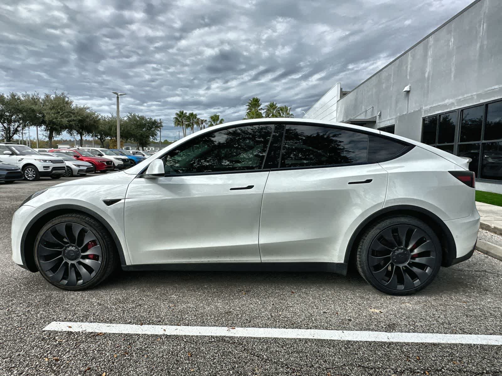 Thumbnail: 2022 Tesla Model Y - 3