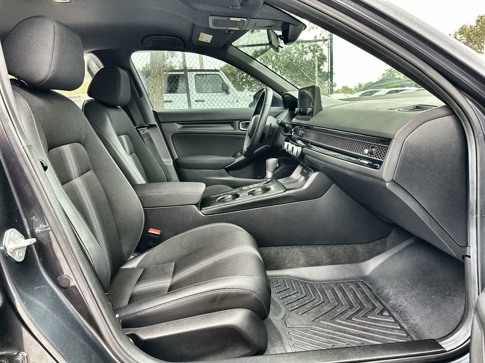 Thumbnail: 2024 Honda Civic - 14