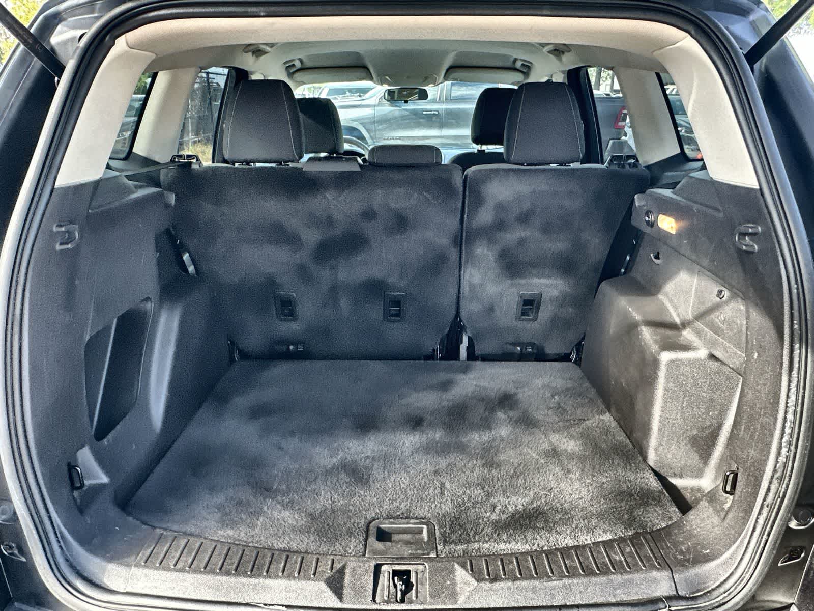 Thumbnail: 2016 Ford Escape - 16