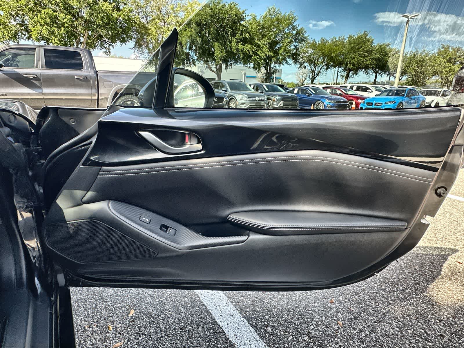 Thumbnail: 2025 Mazda MX-5 Miata - 19