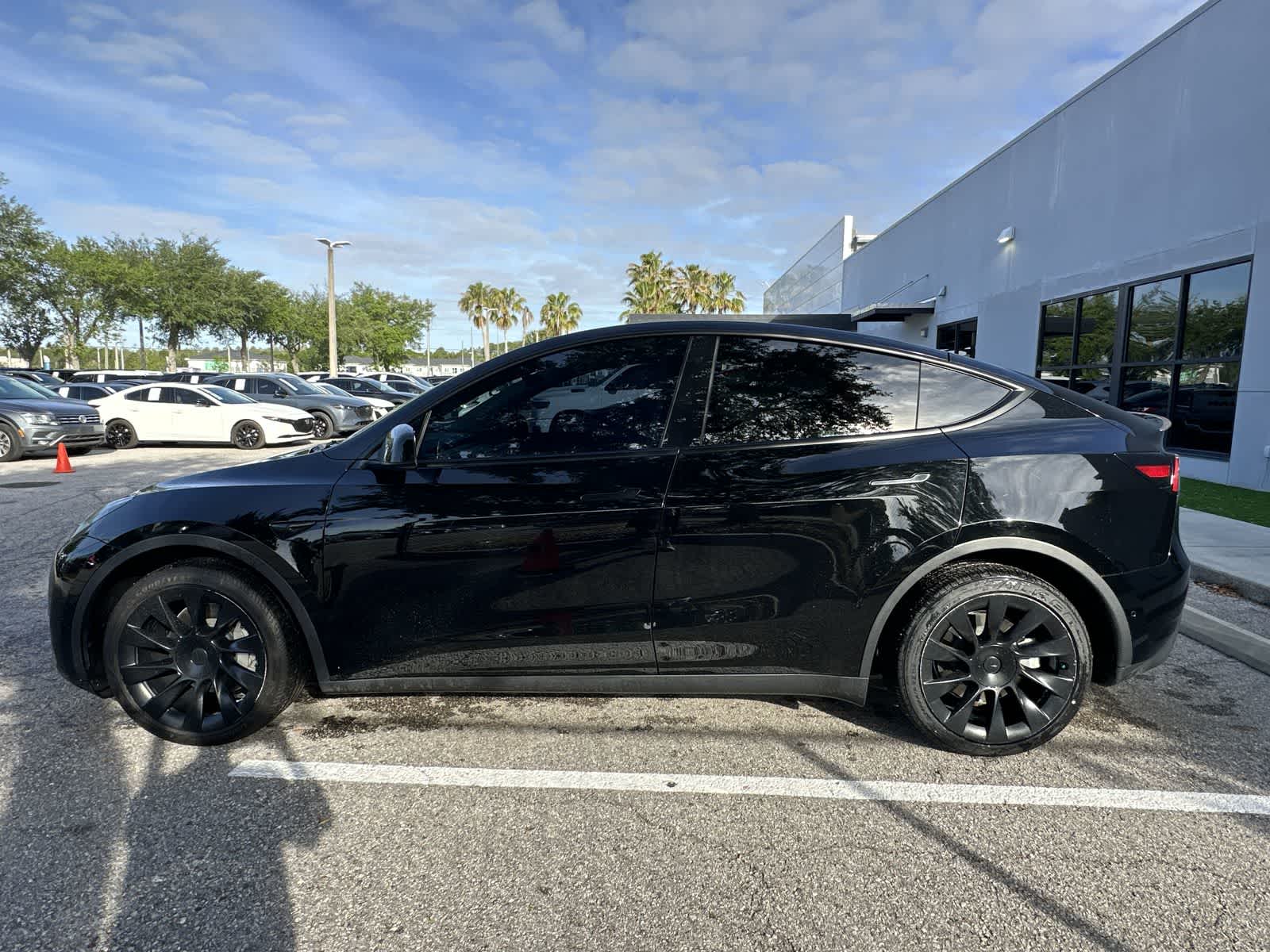 Thumbnail: 2022 Tesla Model Y - 5